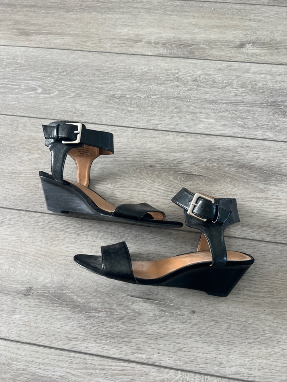 Nine West black Leather Ankle-Strap Wedge Sandals size 7 - Picture 2 of 10